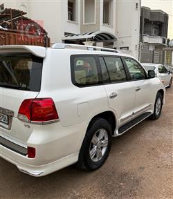 تويوتا لاندكروزر